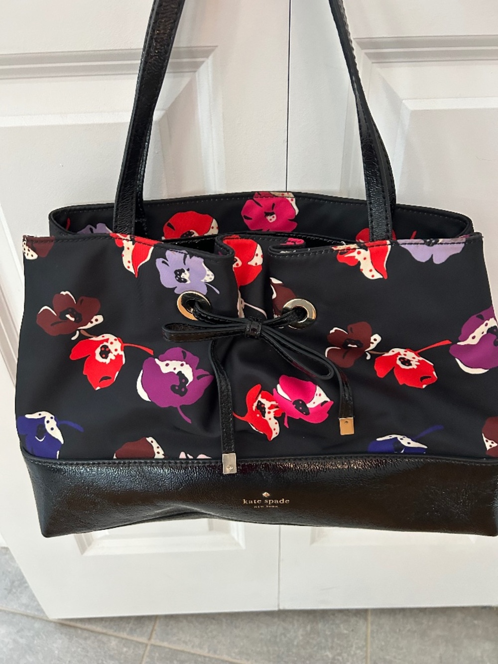 Kate Spade Black Poppy Floral Women's Satchel